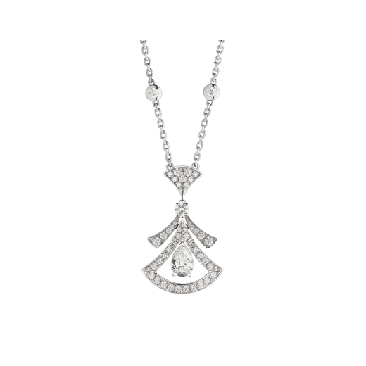 Divas' necklace