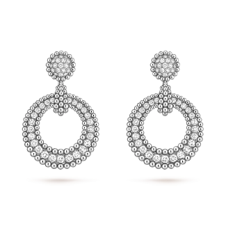 Round earrings